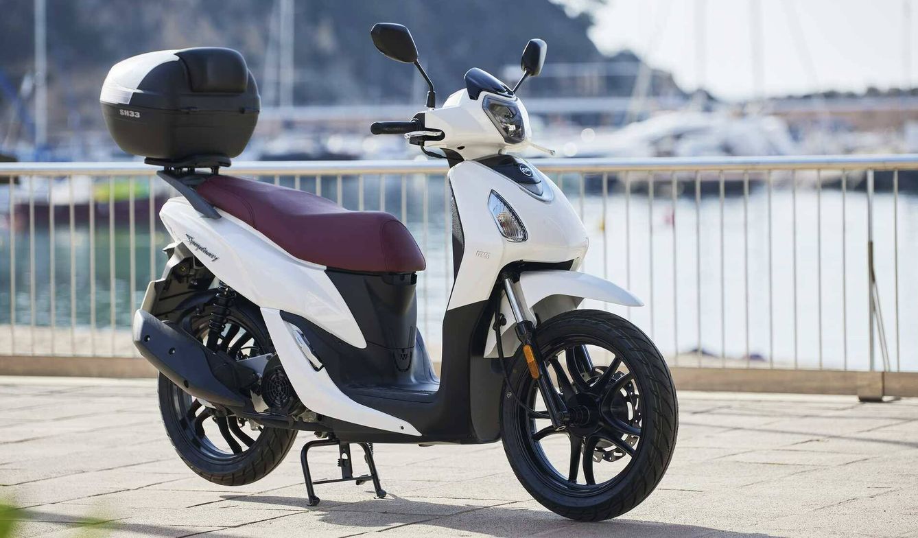 La nueva motocicleta de SYM se ofrece con un interesante baúl de 33 litros. 