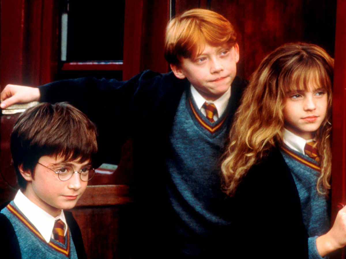 Foto: Celebra los 20 años del estreno de la saga Harry Potter, con Emma Watson, Daniel Radcliffe y Rupert Grint como protagonistas. (Alamy)
