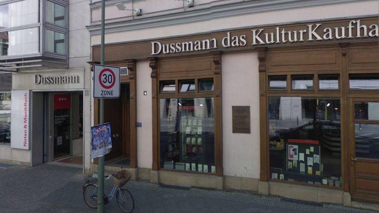 Librería Dussman das KulturKaufhaus, en Berlín (Google Maps)
