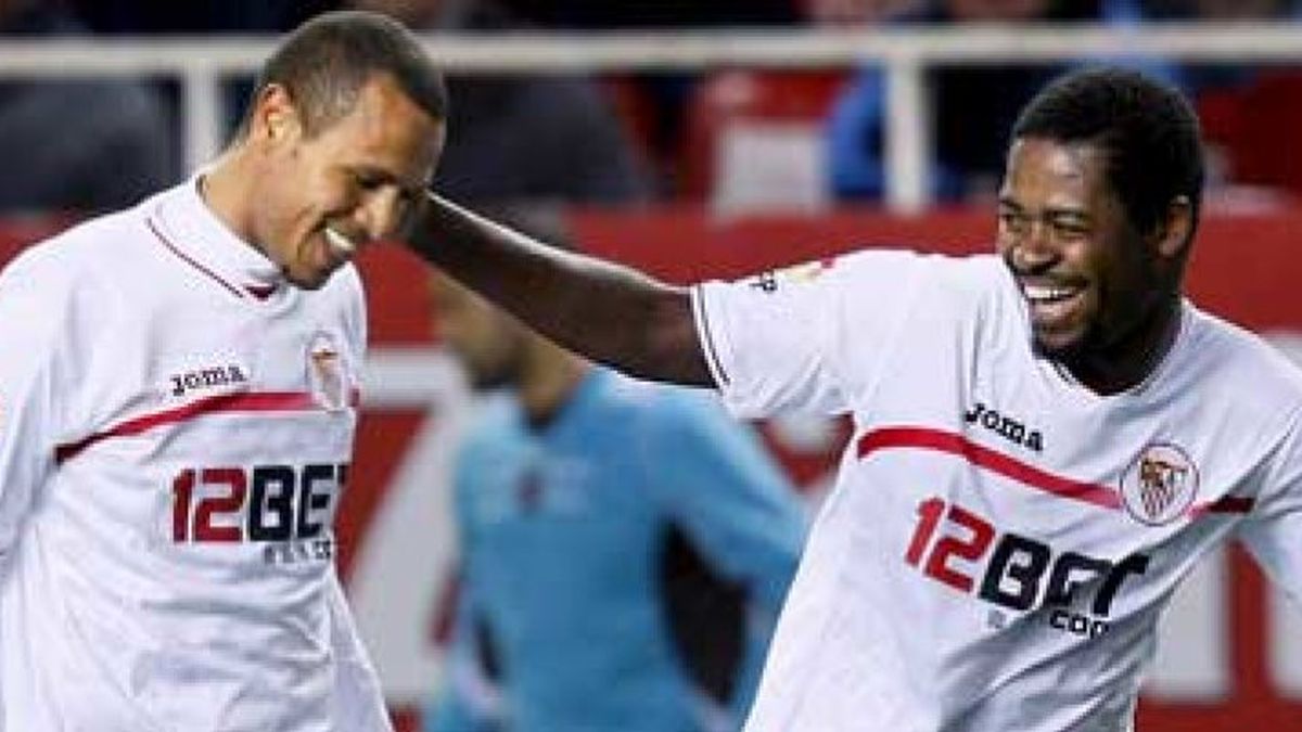 Luis Fabiano devuelve la alegría al Sevilla y hunde más al Levante