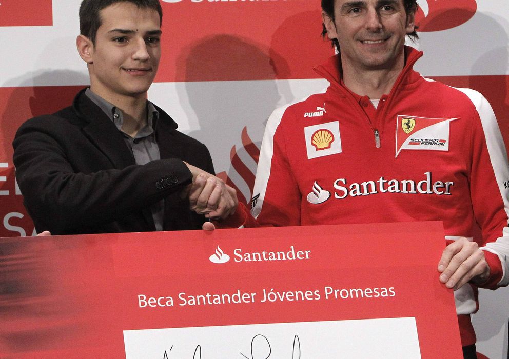 Foto: Pedro de la Rosa junto a Alex Palou en enero del año pasado, con la Beca Santander.