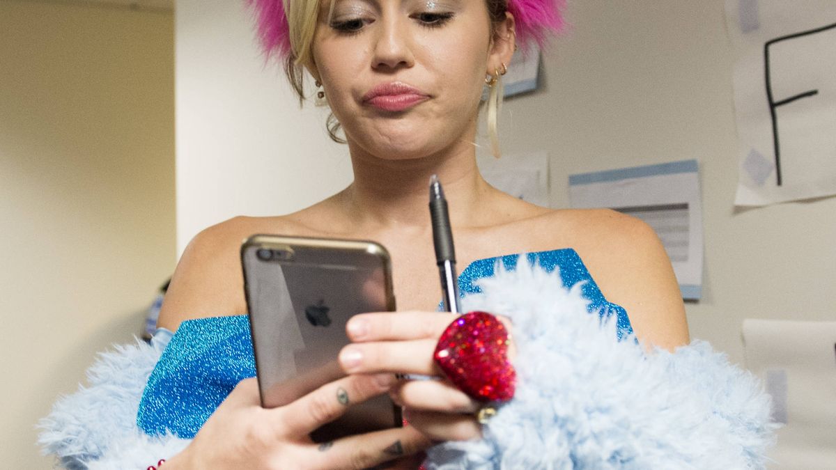 Stefano Gabbana llama ignorante a Miley Cyrus en Instagram