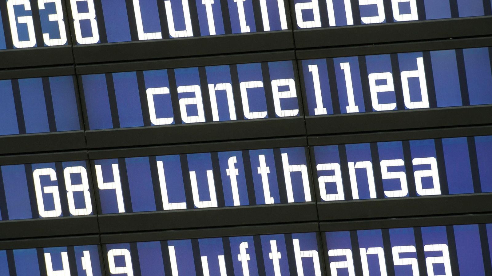 Foto: Los pilotos de Lufthansa mantienen su huelga y la extienden hasta el sábado (EFE)