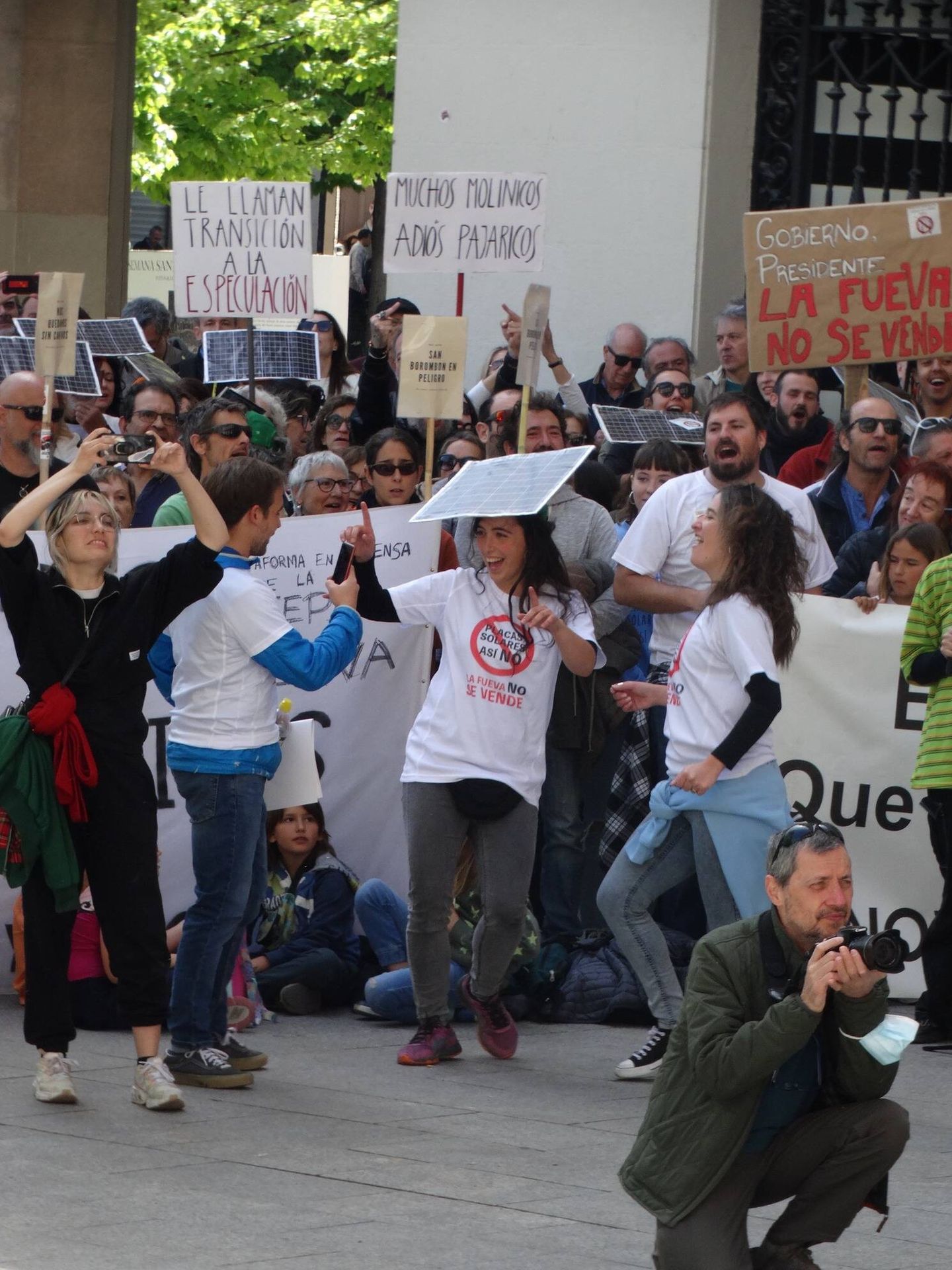 Las manifestaciones contra las renovables en Zaragoza. (Facebook)