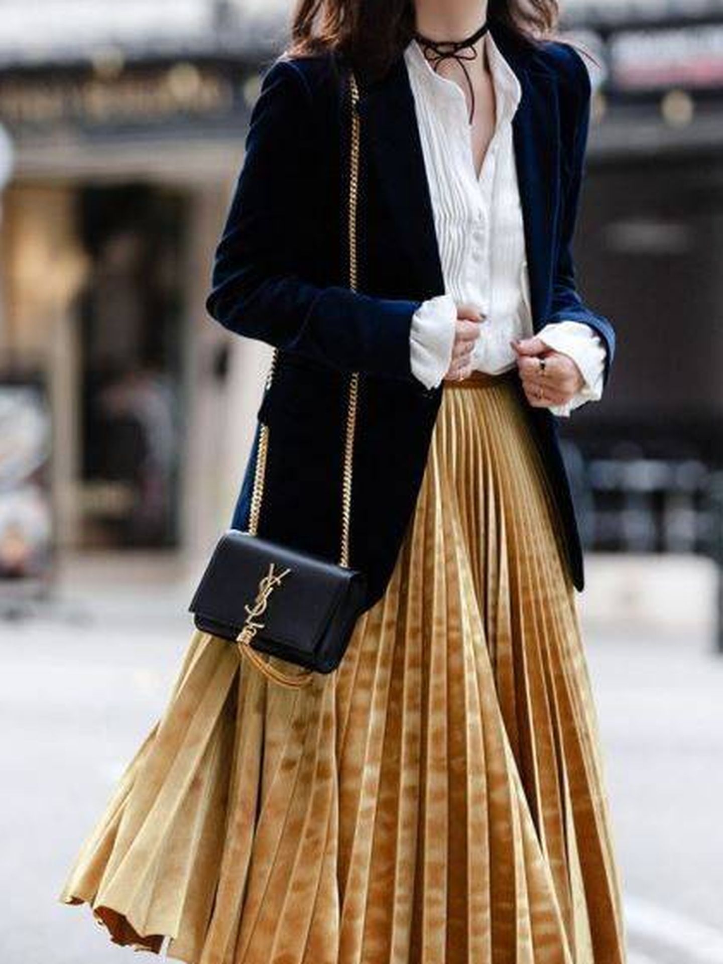 Elegante, clásica y súper favorecedora, así es la falda plisada que tanto gusta a las royals (Pinterest)