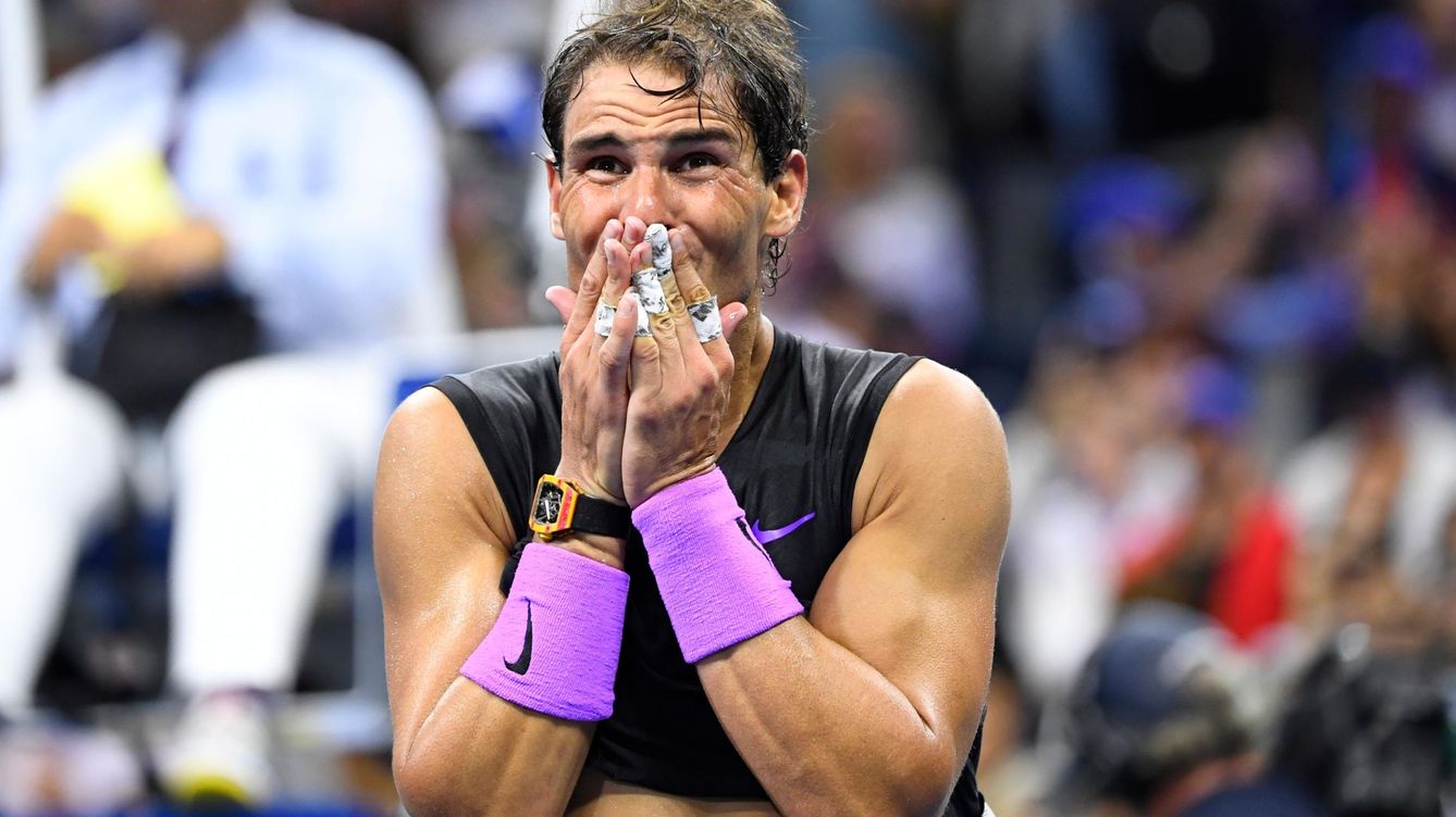 Nadal aplaca la rebelión de Medvedev en un partido memorable y ya acecha a Federer