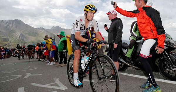 Foto: Mikel Landa podría marcharse al Movistar para ejercer de líder en el Giro. (Reuters)