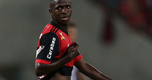 Foto: Vinicius Júnior, durante su debut con el Flamengo esta temporada. (EFE)