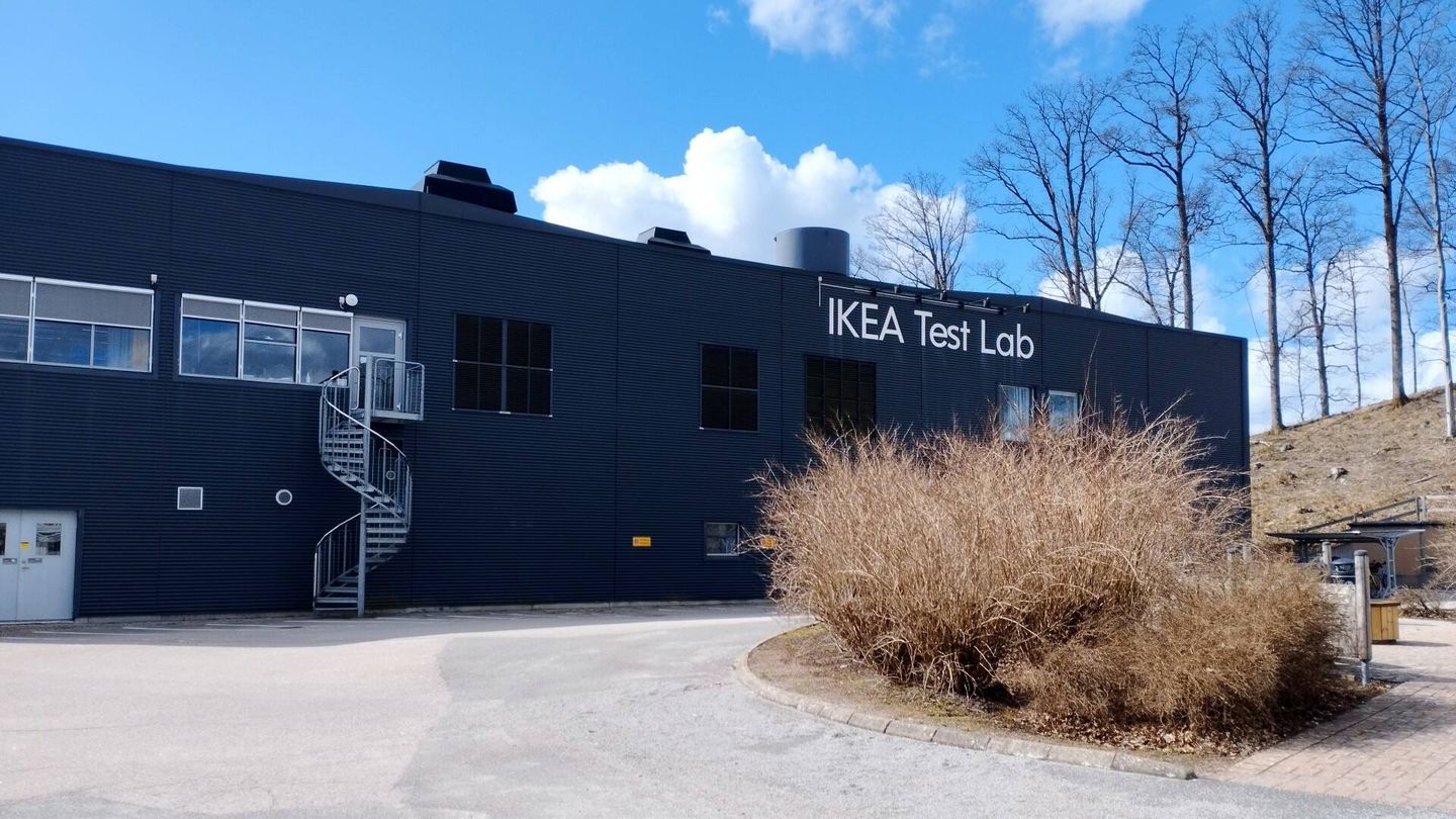 Exterior de la sede del Test Lab de Ikea en Älmhult (Suecia). (J. M.)