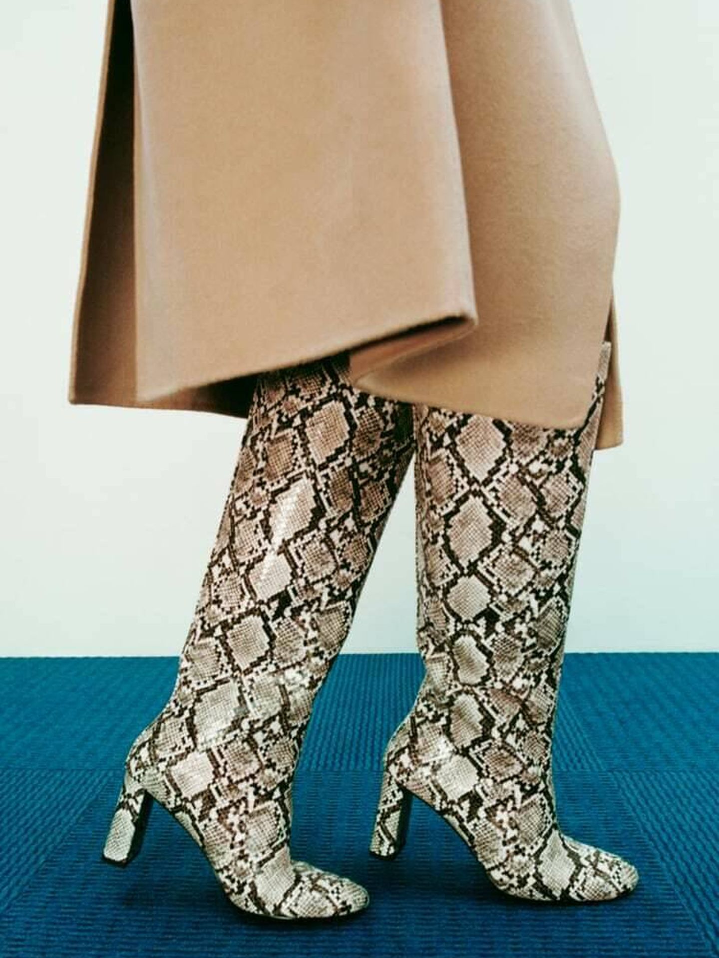 Estas 5 botas altas de piel rebajadas Zara, Massimo Dutti y más son un hallazgo increíble