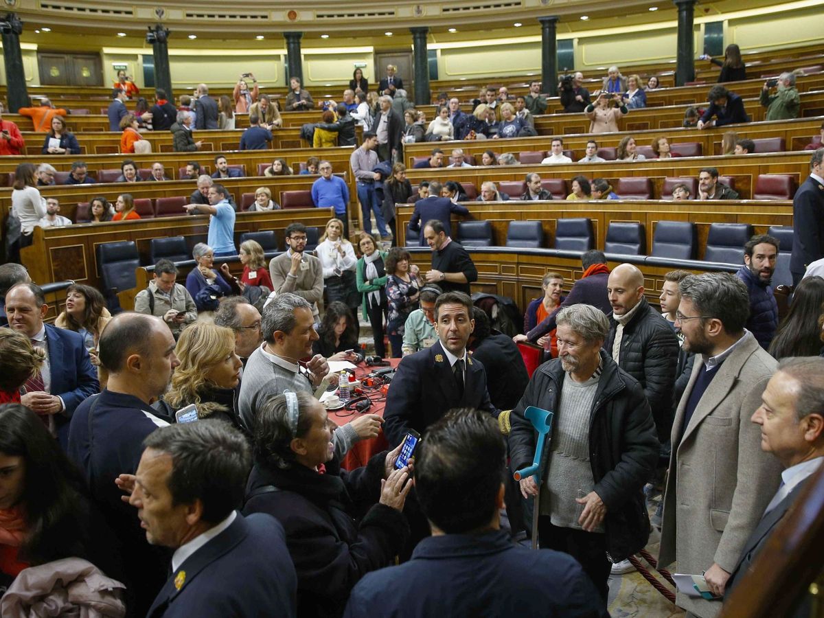 Foto: Una de las jornadas de puertas abiertas en el Congreso, en 2019. (EFE)