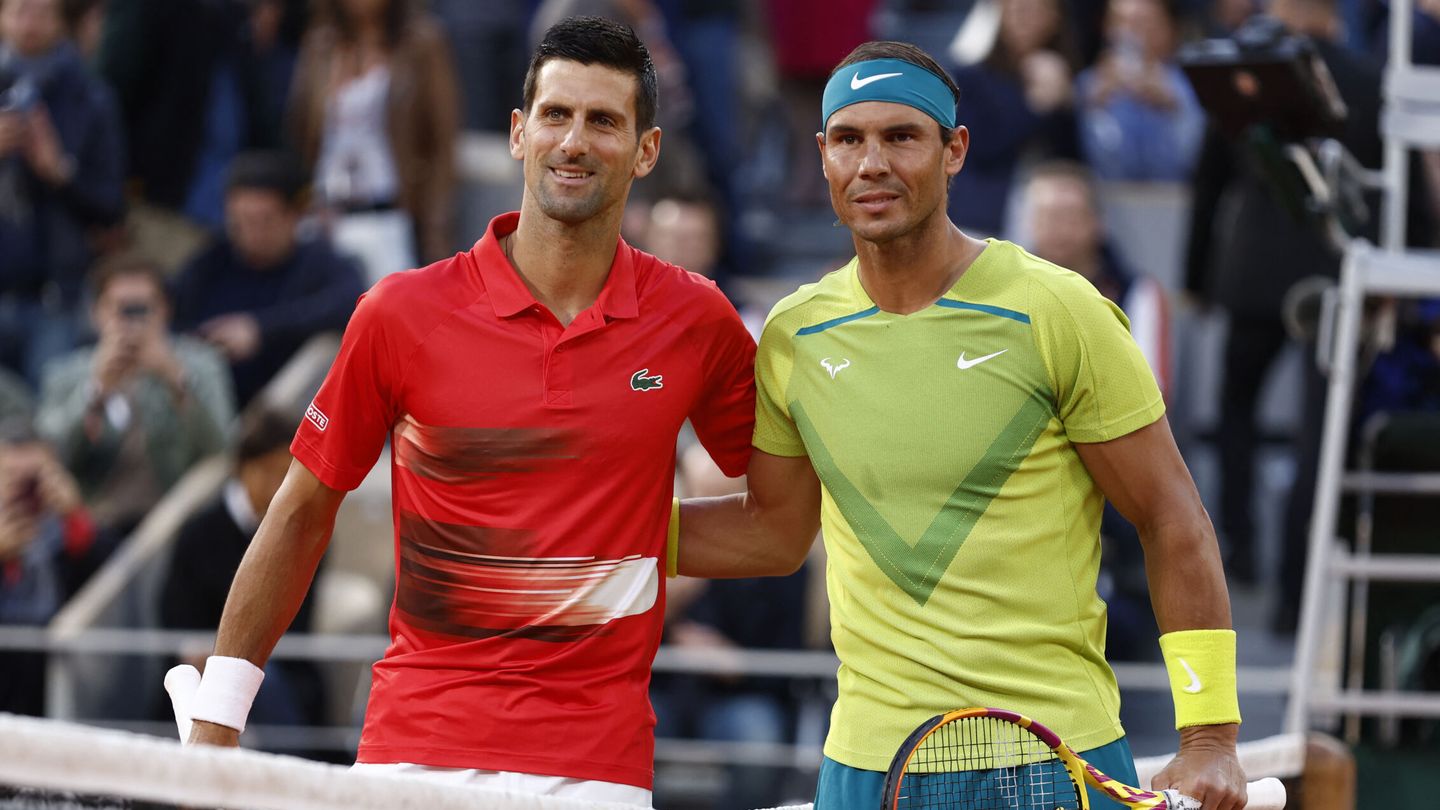 Djokovic y Nadal posan antes del partido. (Reuters/Gonzalo Fuentes)