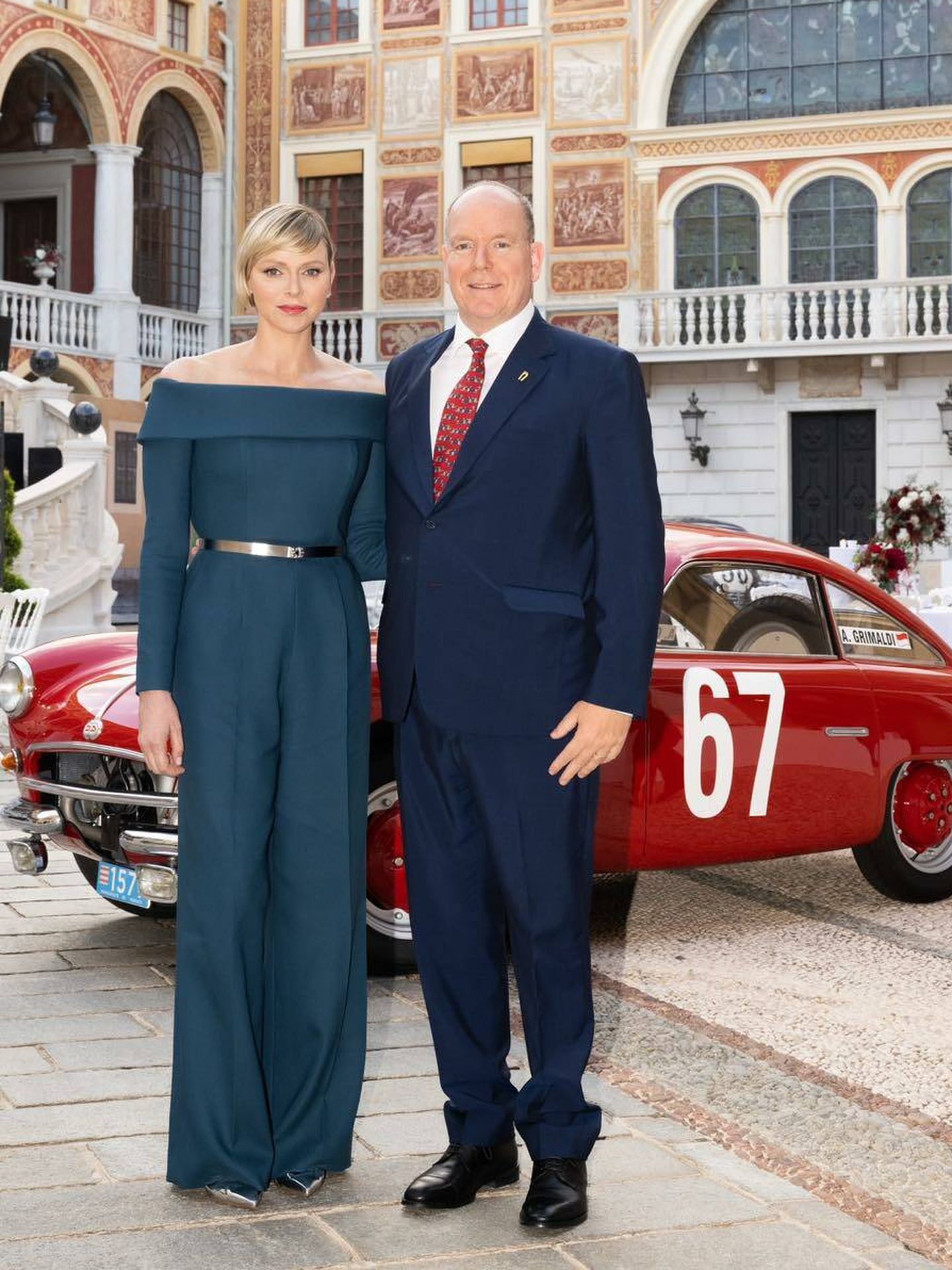 Charlène y Alberto de Mónaco, en la recepción en palacio con motivo del Gran Premio. (Palacio de Mónaco/Eric Mathon)