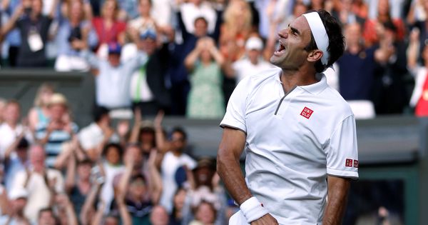 Foto: Roger Federer celebra su pase a la final de Wimbledon tras derrotar a Rafa Nadal. (Reuters)
