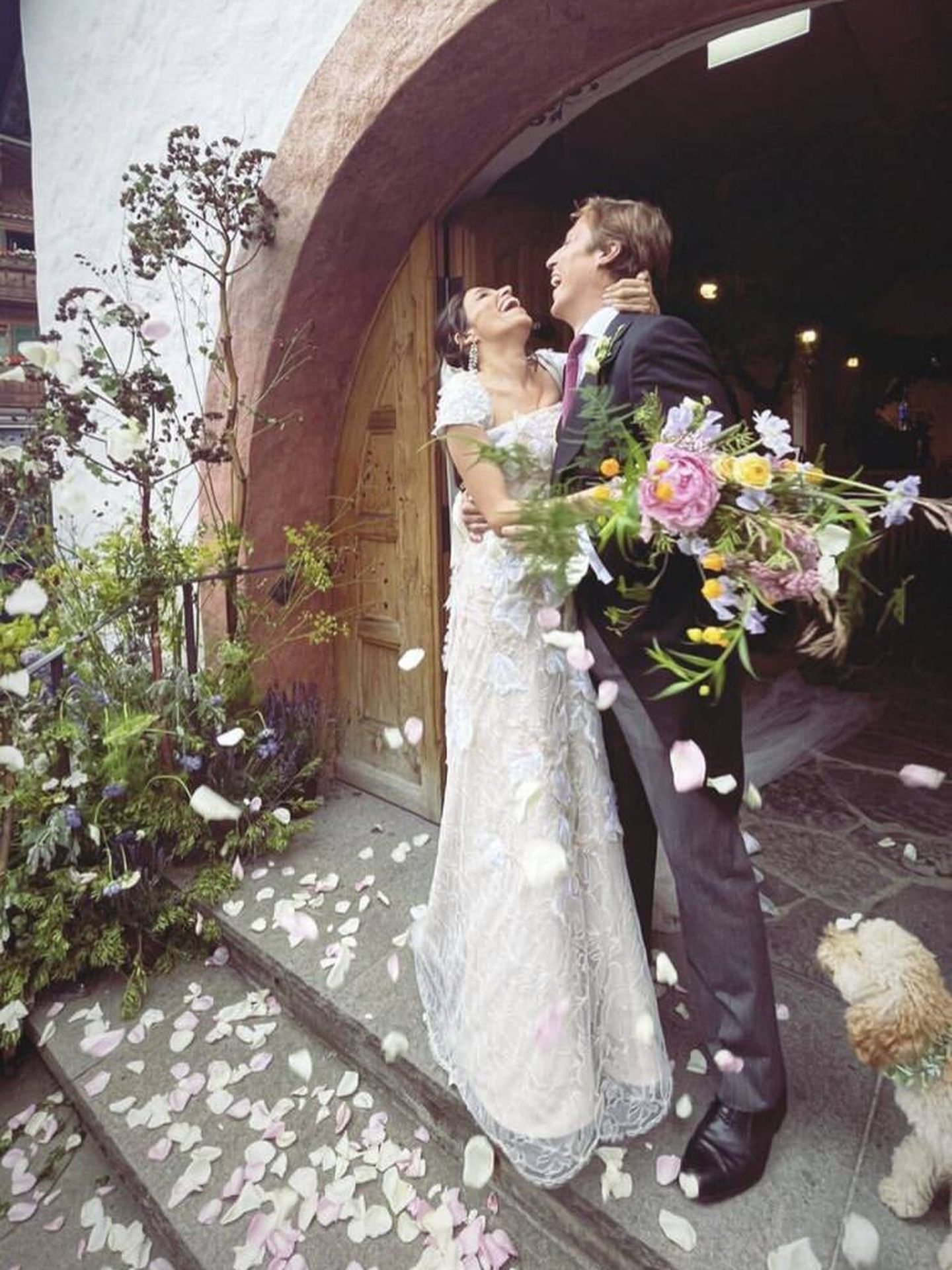 Alessia Samaranch y Hadrien Forterre, recién casados. (Instagram @jgjoya)