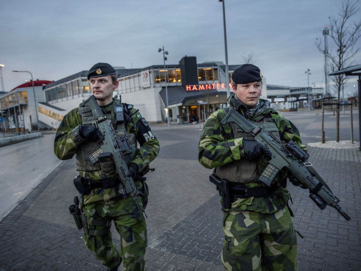 Foto: Suecia envía refuerzos a Gotland ante la tensión con Rusia. (Reuters/Karl Melander)