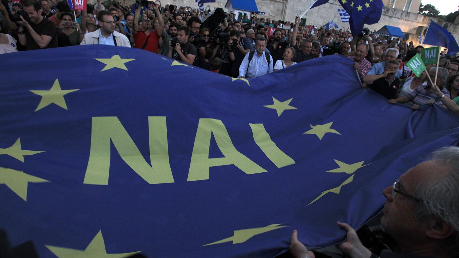 Foto: Manifestación a favor del "Sí" en el referéndum de Grecia. (EFE)