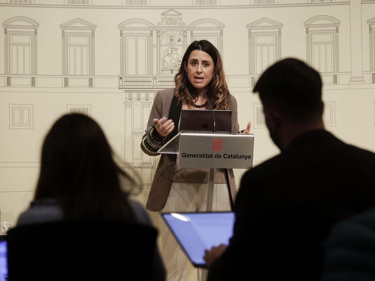 Foto: La portavoz del Govern de la Generalitat, Patrícia Plaja, durante una rueda de prensa. (EFE/Quique García)
