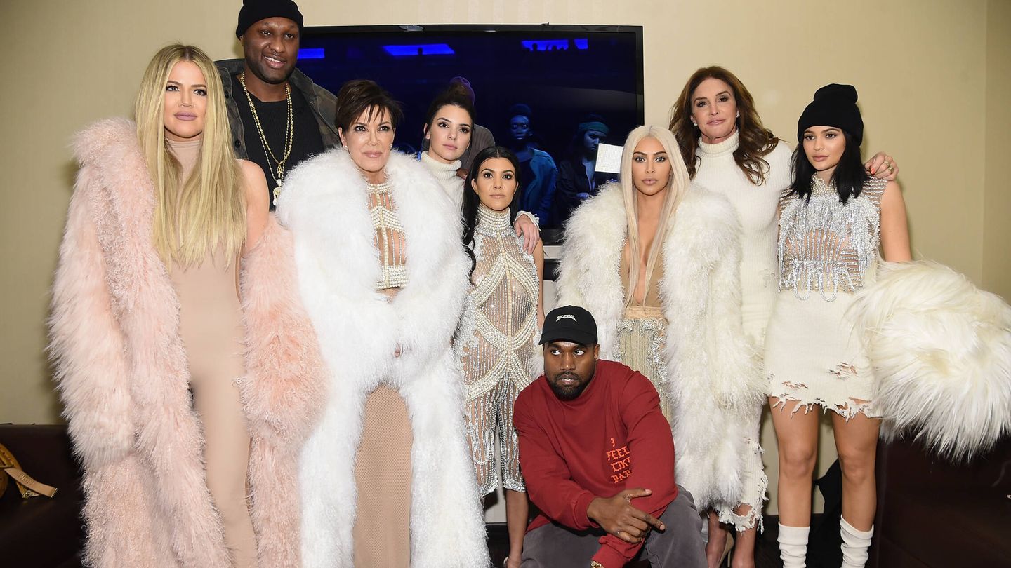 El clan Kardashian-Jenner al completo, en una imagen de archivo de 2016. (Getty)