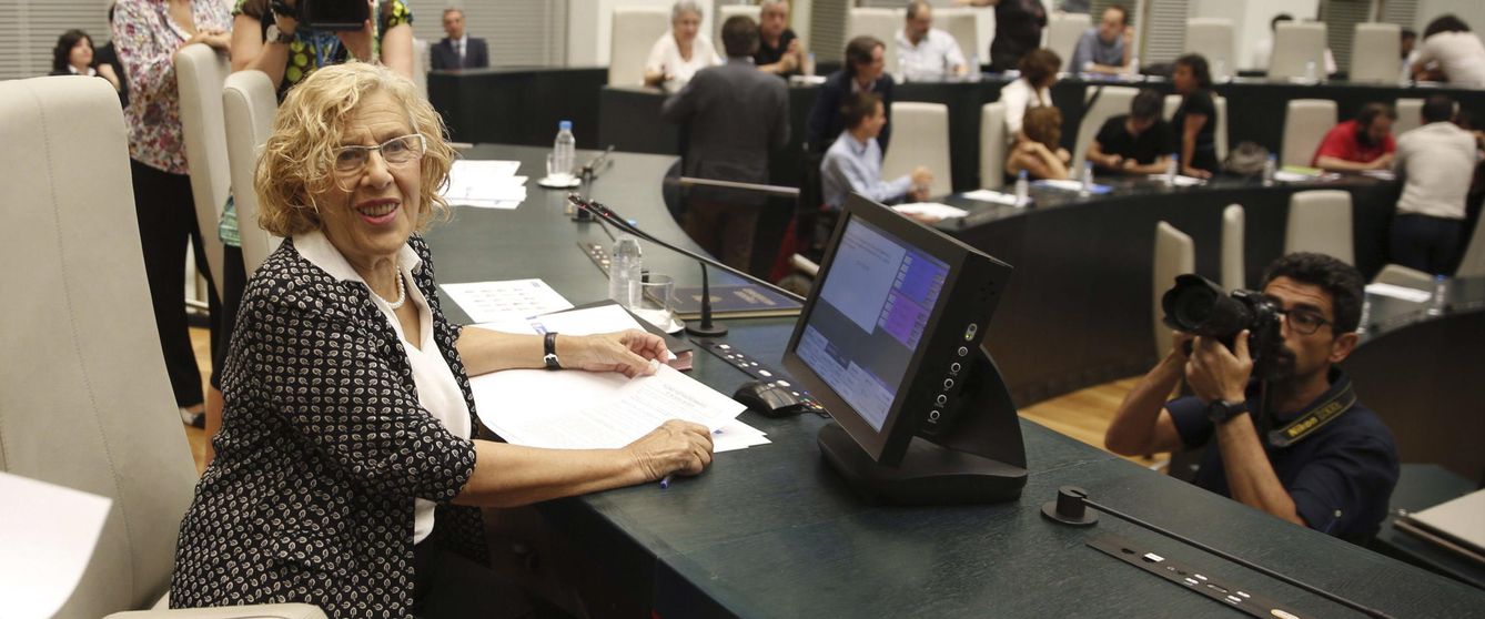 Manuela Carmena, en su primer pleno en el Ayuntamiento de Madrid. (EFE)
