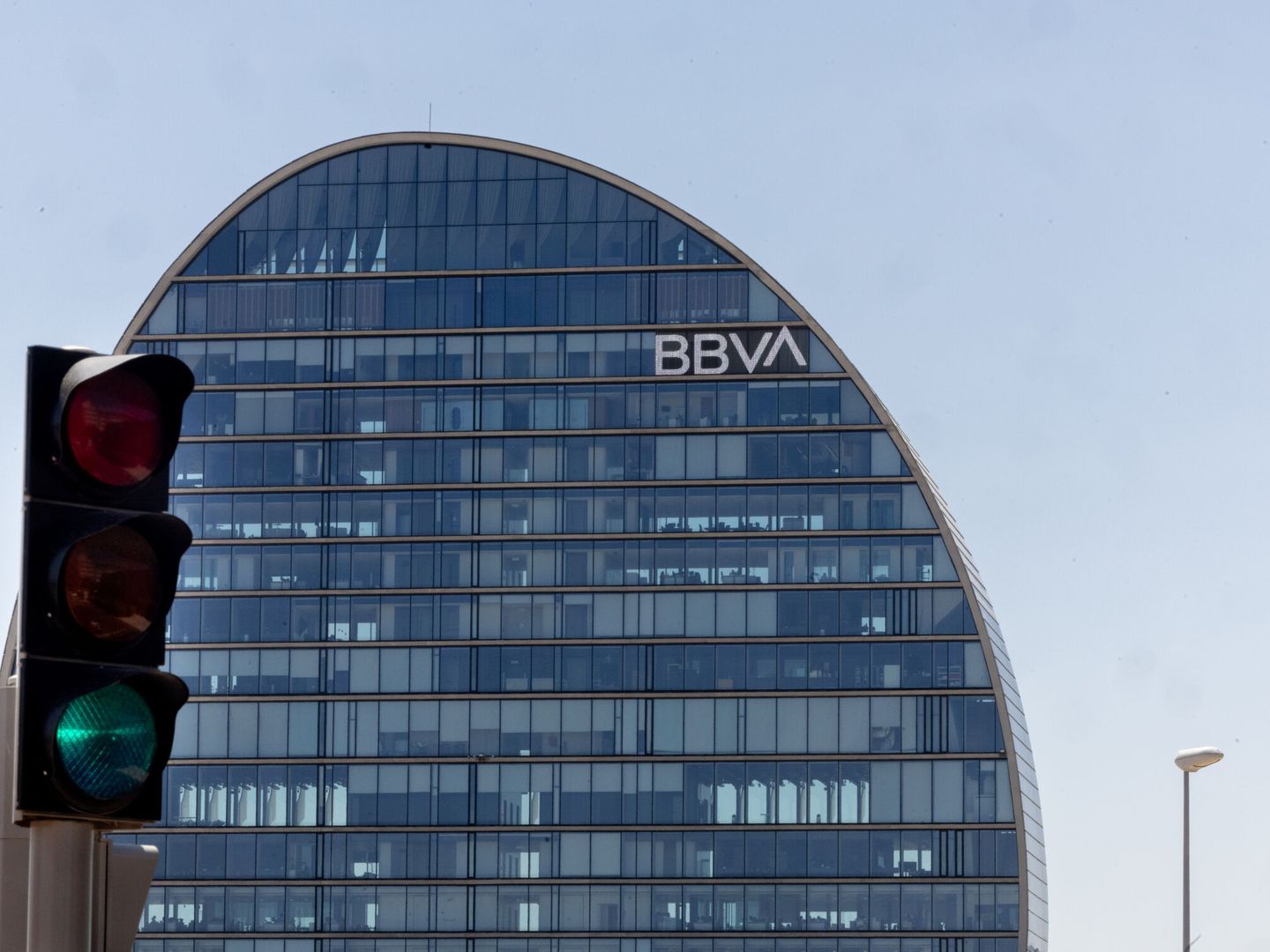 El BCE da su visto bueno a la opa de BBVA a Banco Sabadell