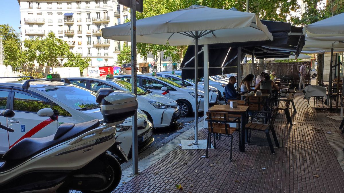 Dentro de los bares de culto de los taxistas de Madrid: "Venir es algo casi religioso"