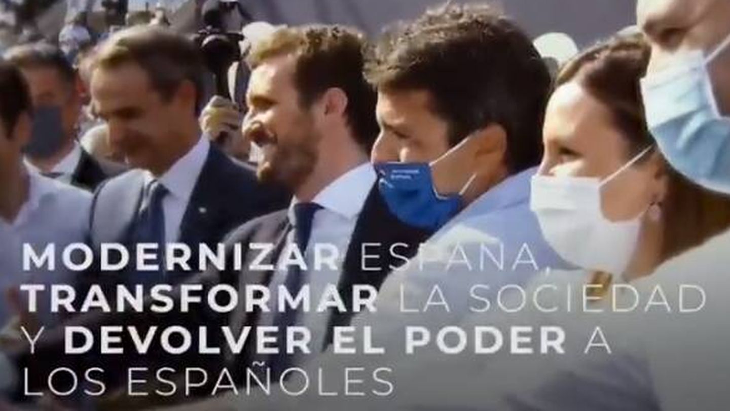 El PP uso el lema 'Devolver el poder a los españoles' en su convención
