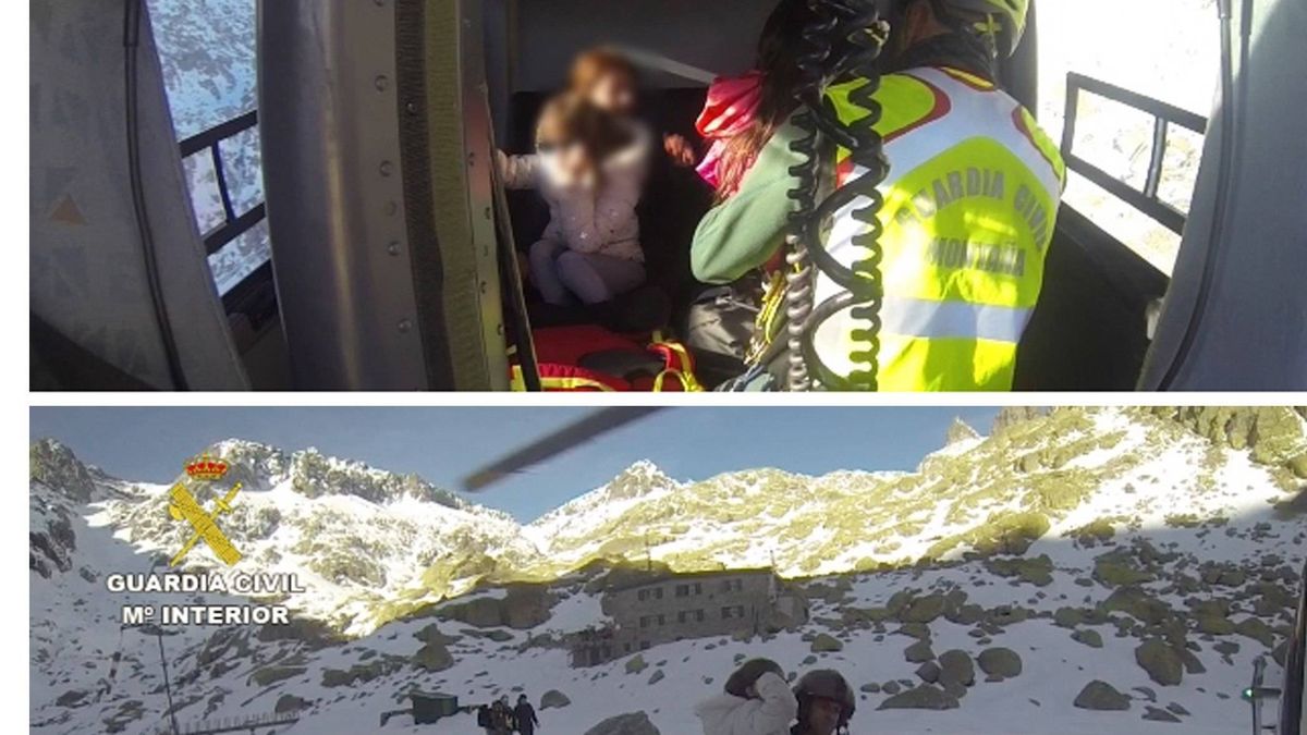 Rescatan en Gredos a 8 excursionistas, 5 menores, con "ceguera de la nieve"