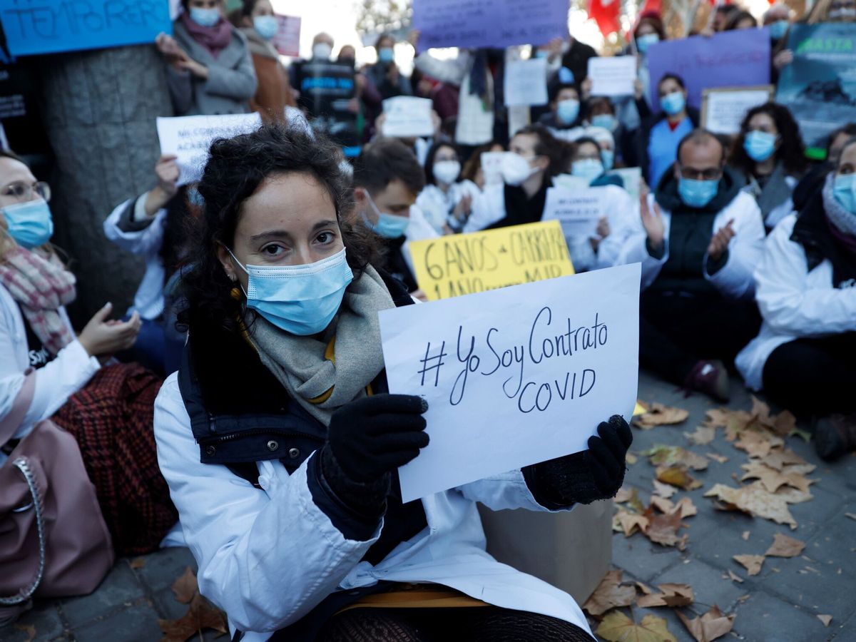 Foto: Protesta de Médicos Precarios de Madrid. (EFE/Mariscal)