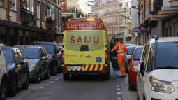 Heridos una madre y su hijo de 3 años al precipitarse desde un balcón en Canals (Valencia)