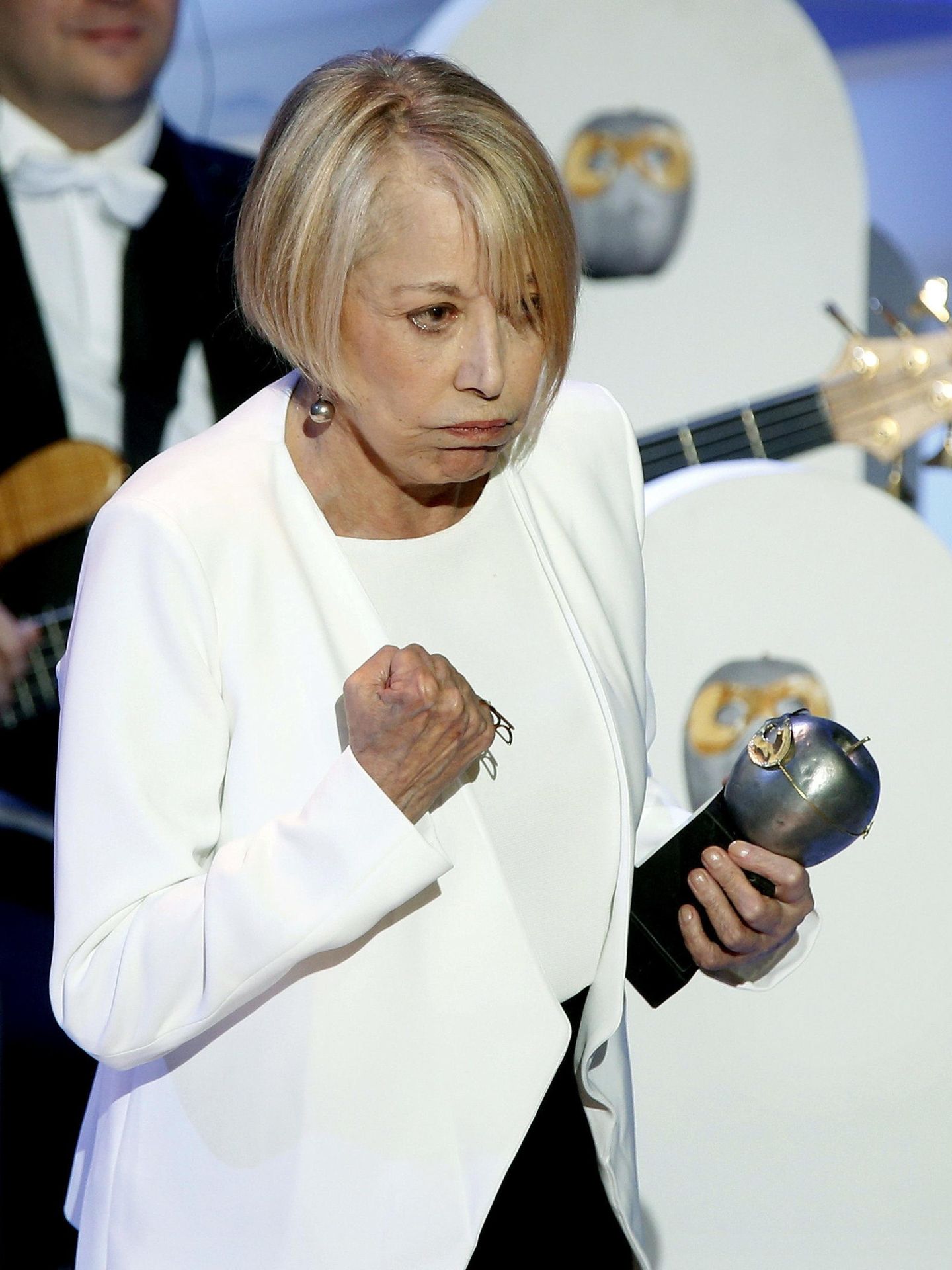 Rosa Maria Sardà, tras recibir el galardón Max de Honor 2015. (EFE)