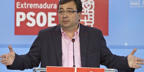 Extremadura, único bastión que conserva el PSOE gracias a Izquierda Unida