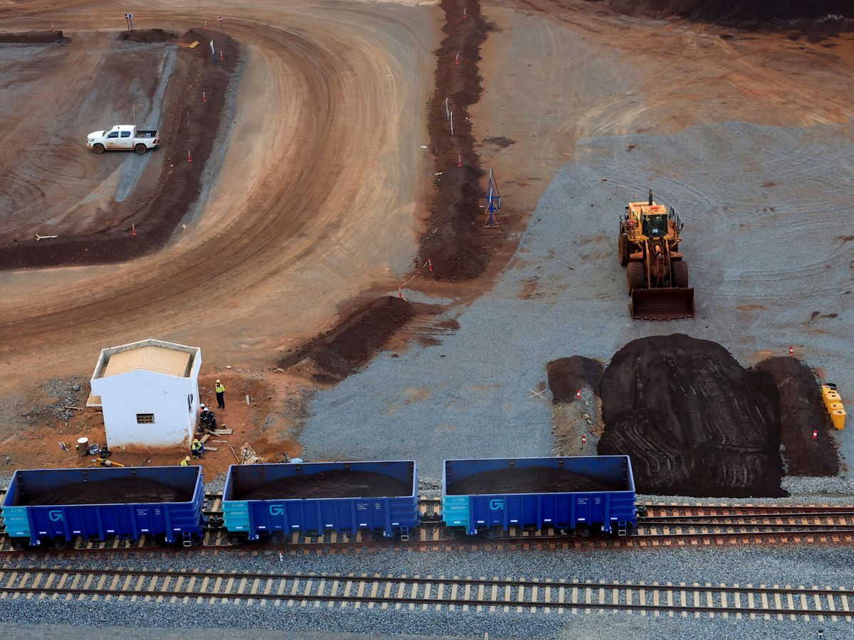 Rio Tinto y Glencore negocian una fusión para crear la mayor minera a ...