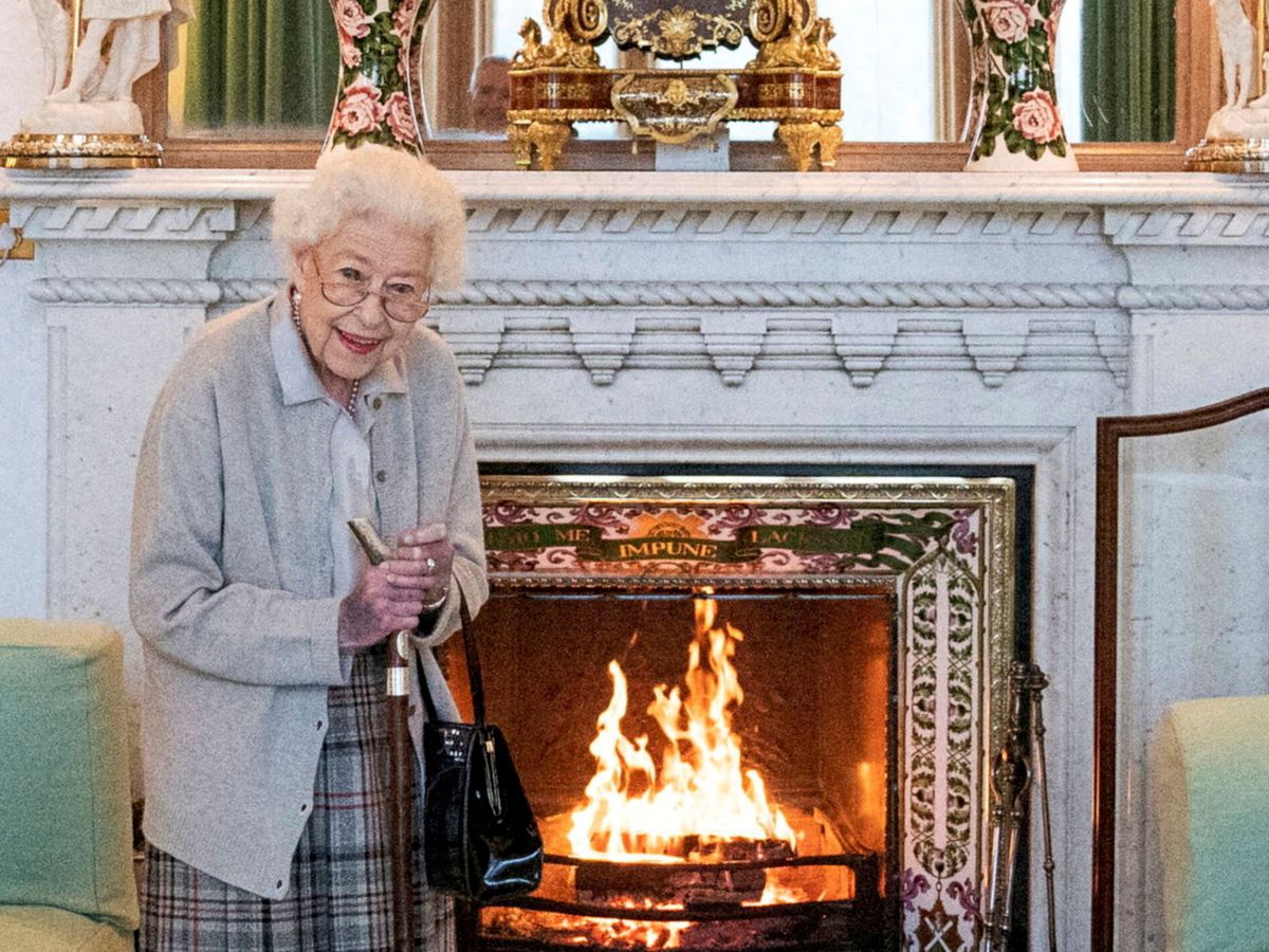 Foto: La última fotografía con vida de la reina Isabel II. (Reuters/Pool/Jane Barlow)