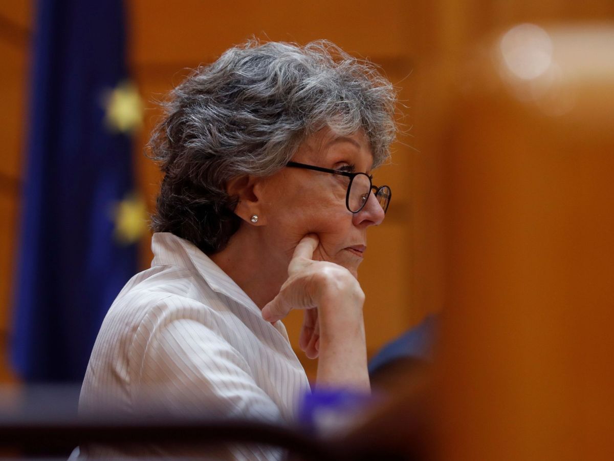 Foto: La administradora provisional única de RTVE, Rosa María Mateo, este 26 de junio en la Comisión Mixta, reunida en el Senado. (EFE)