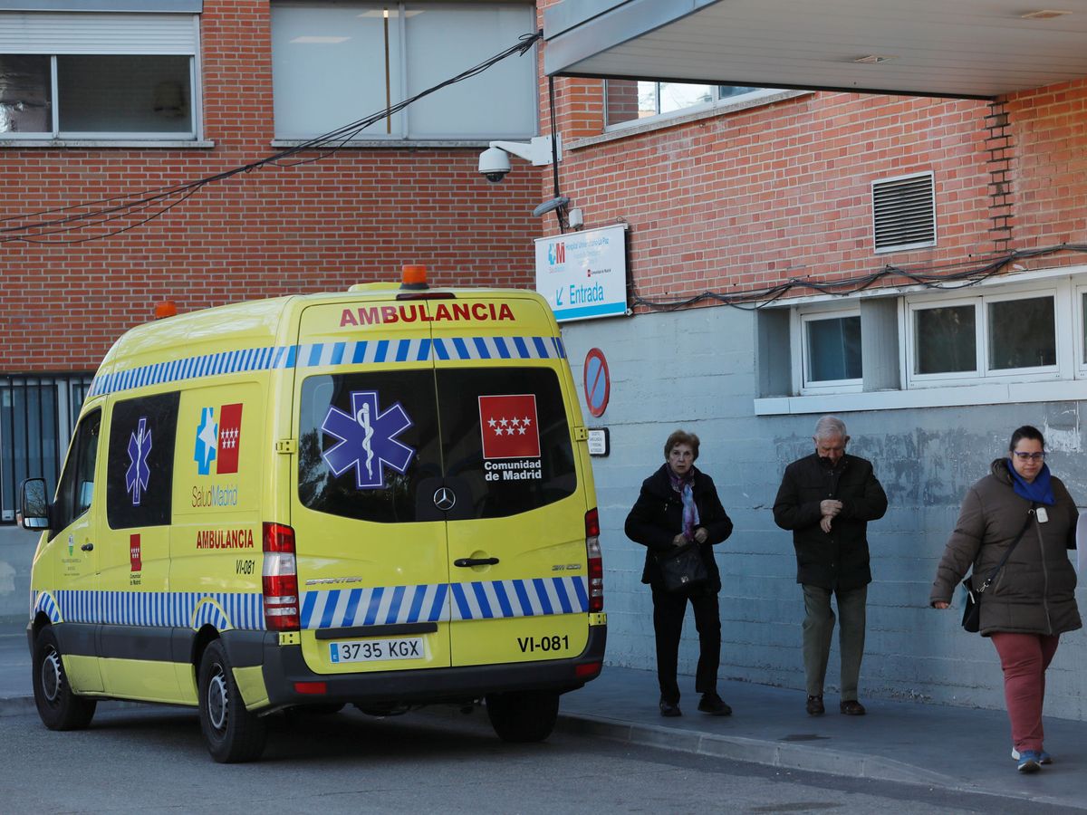 Foto: Entrada al hospital Carlos III de Madrid. (Reuters)