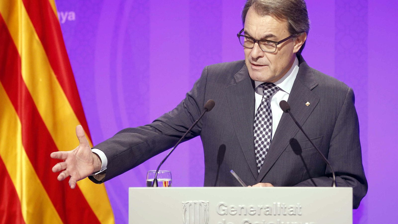 Foto: El presidente de la Generalitat en funciones, Artur Mas, durante la rueda de prensa de este miércoles. (Efe)