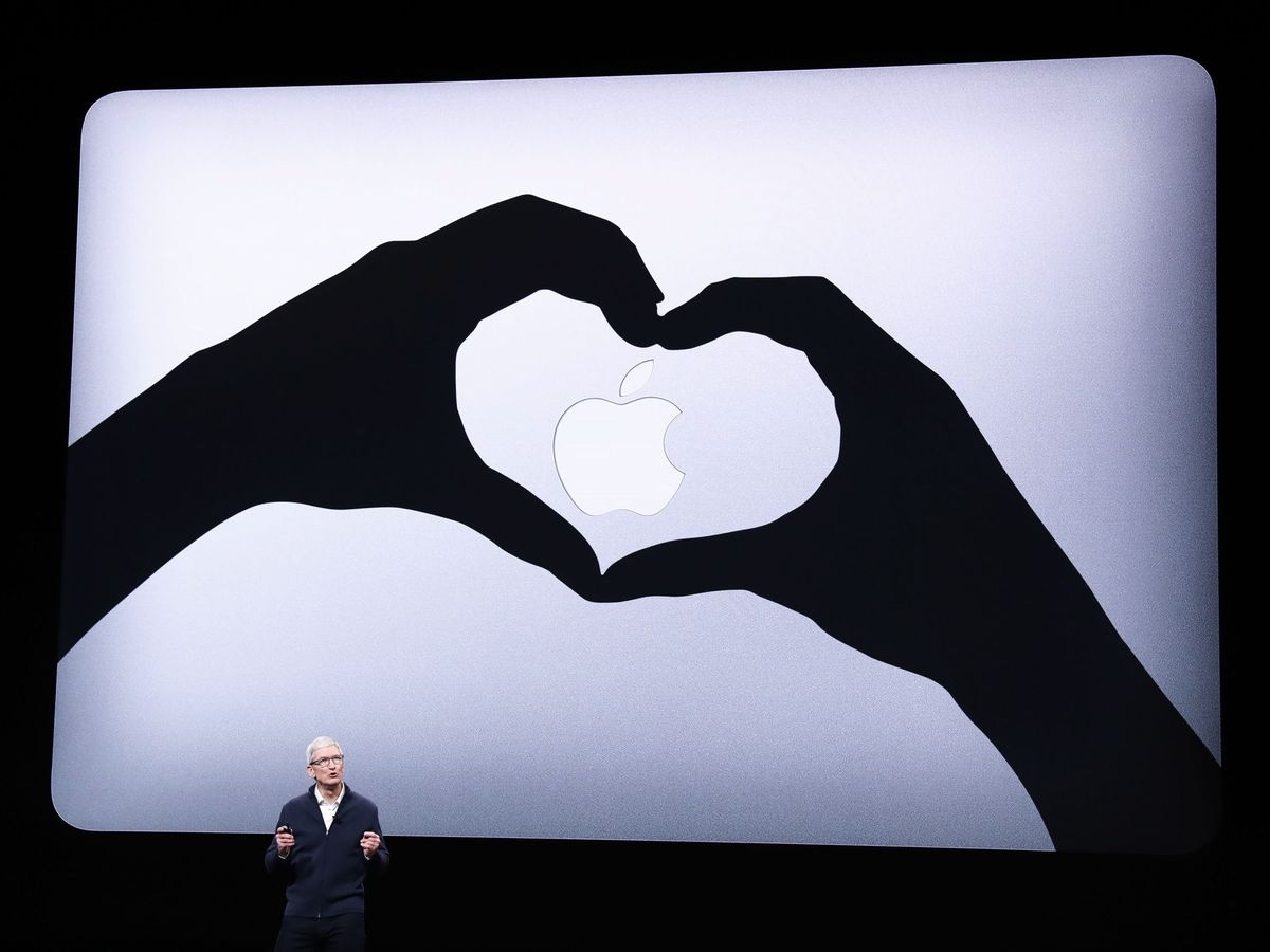 Foto: El CEO de Apple, Tim Cook, en una presentación en Nueva York. (Reuters)