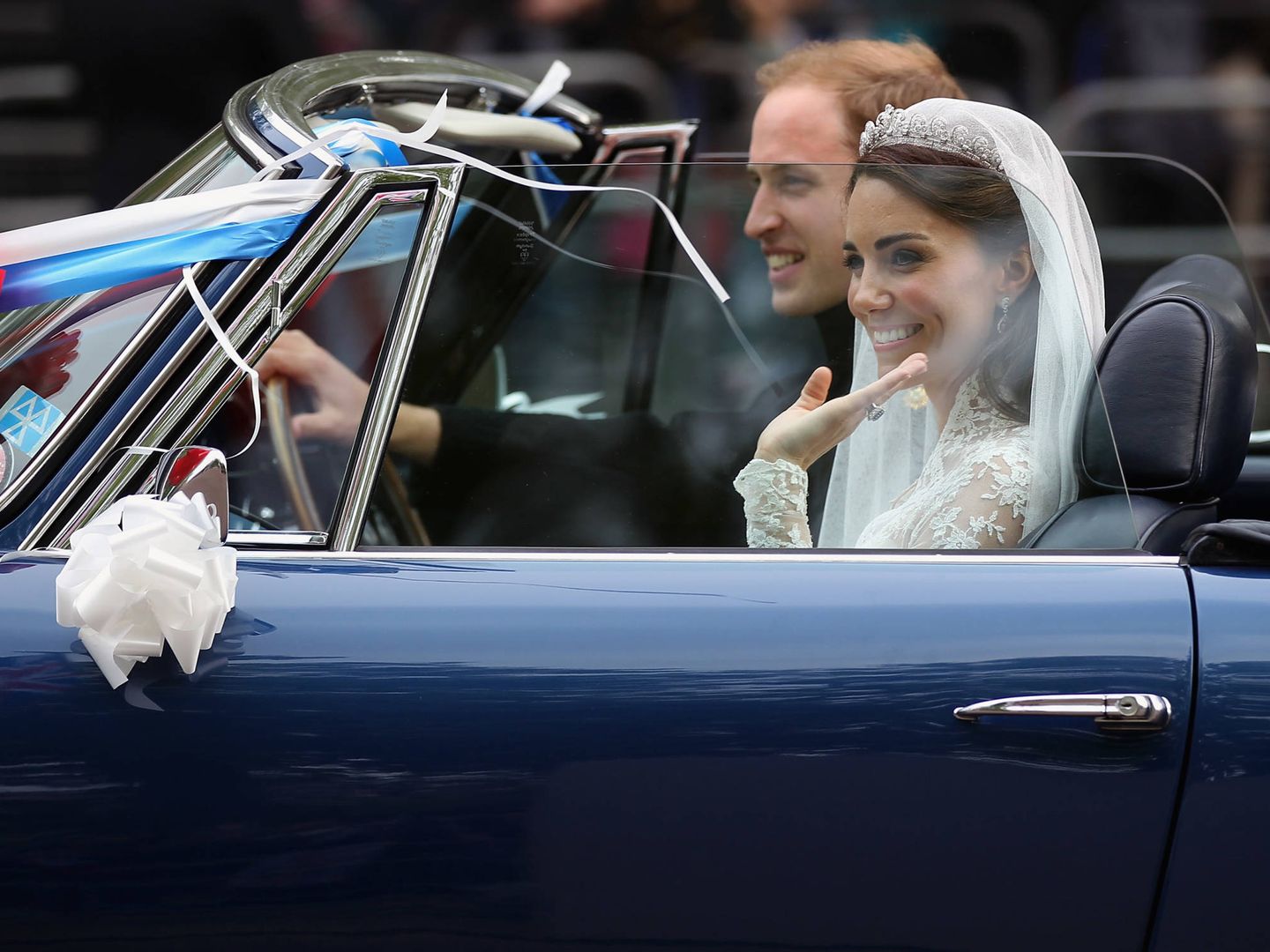 El príncipe Guillermo y Kate Middleton, recién casados. (Getty)
