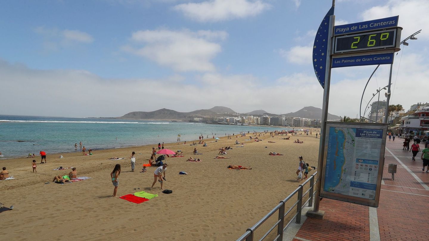 Imagen de playa de Las Canteras de Las Palmas de Gran Canaria. (EFE)