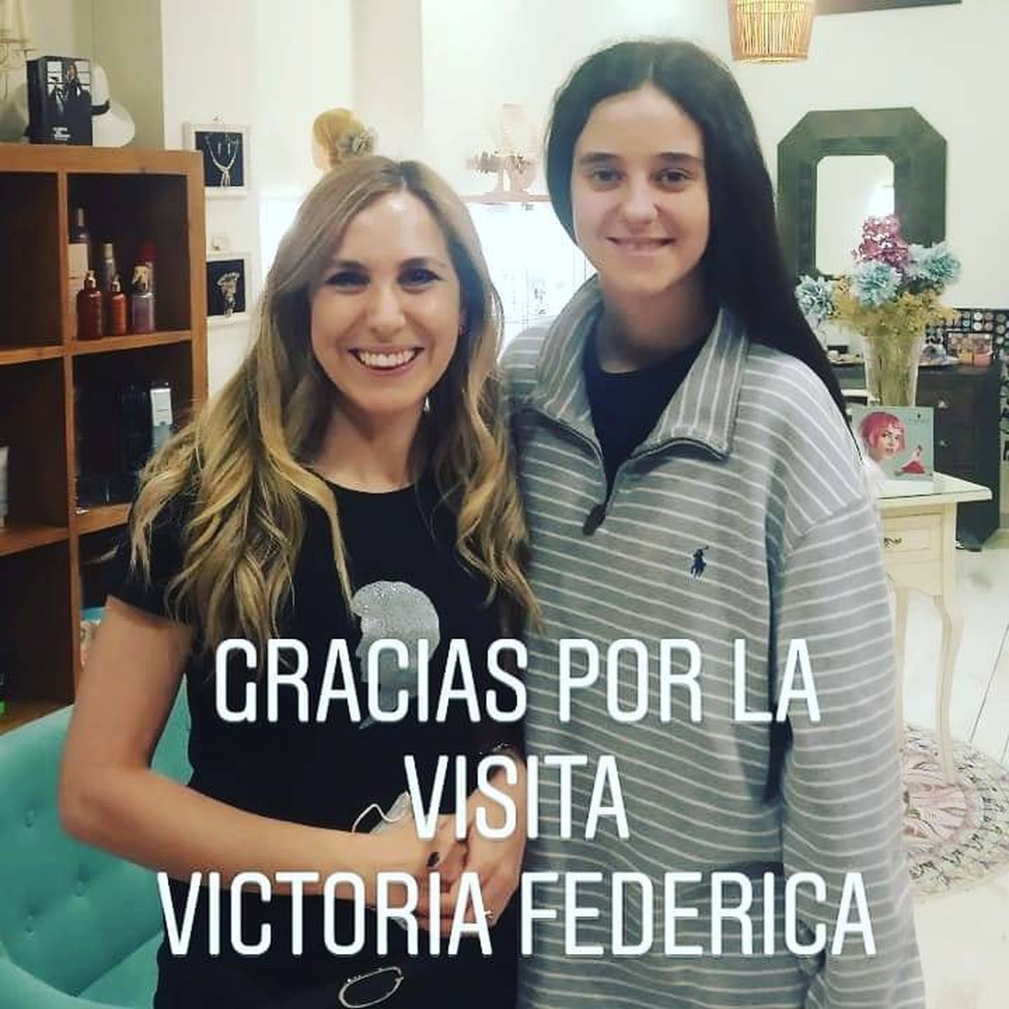 Victoria Federica, con la peluquera. (Instagram: @abigailpeluqueria)
