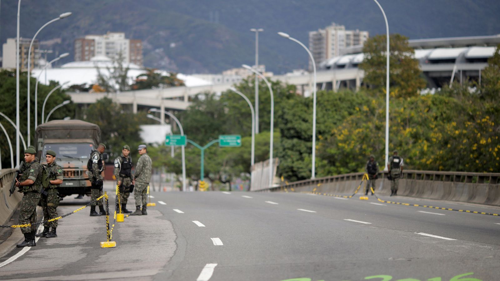 Foto: Las calles de Río se preparan para la inauguración (Reuters)
