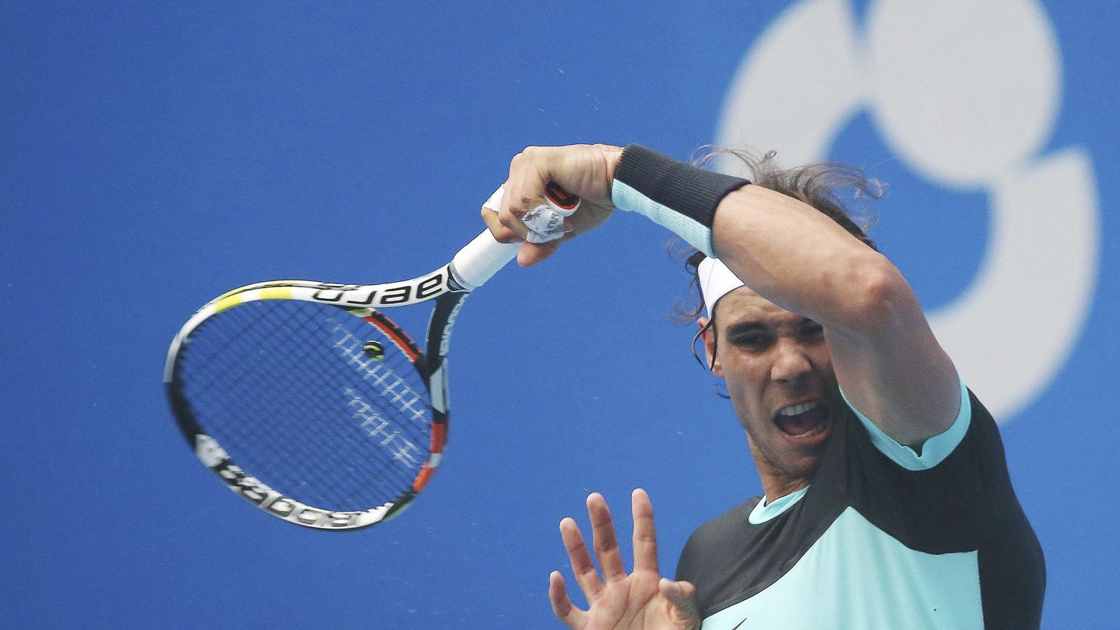 Foto: Nadal sufre más de la cuenta para derrotar a Di Wu en su debut en el torneo de Pekín (Efe).