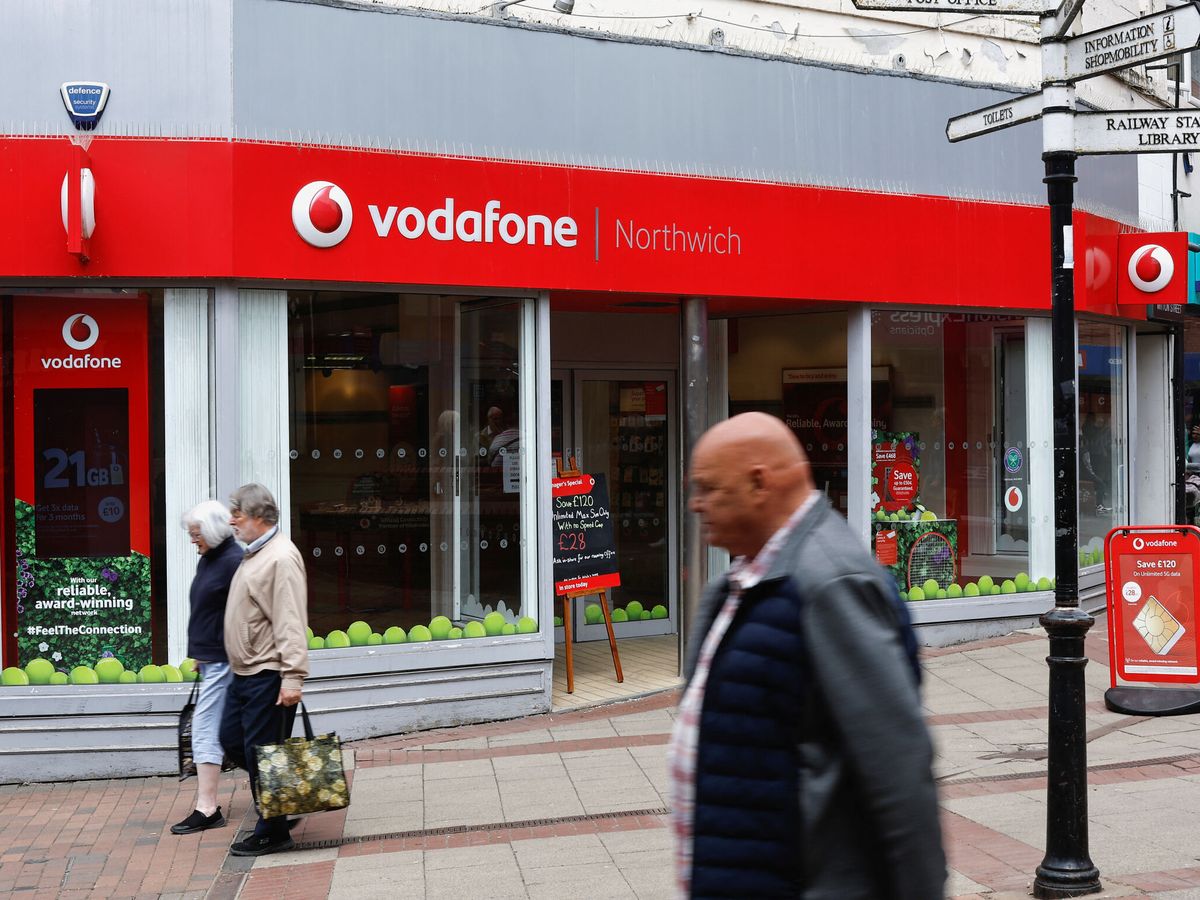 Foto: Tienda de Vodafone. (Reuters/Jason Cairnduff)