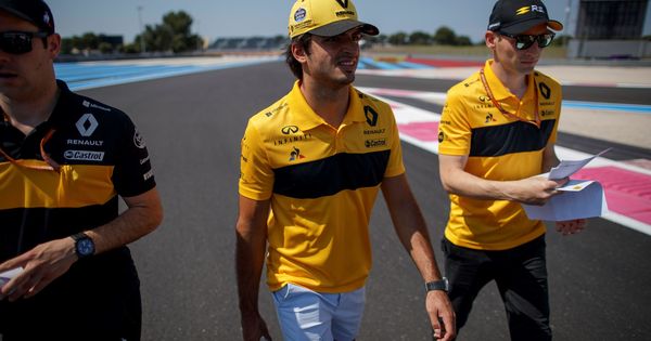 Foto: Carlos Sainz está haciendo una gran temporada y está feliz y centrado en Renault. (EFE)
