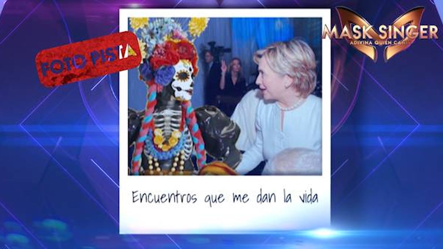 Catrina con Hillary Clinton. (Atresmedia)
