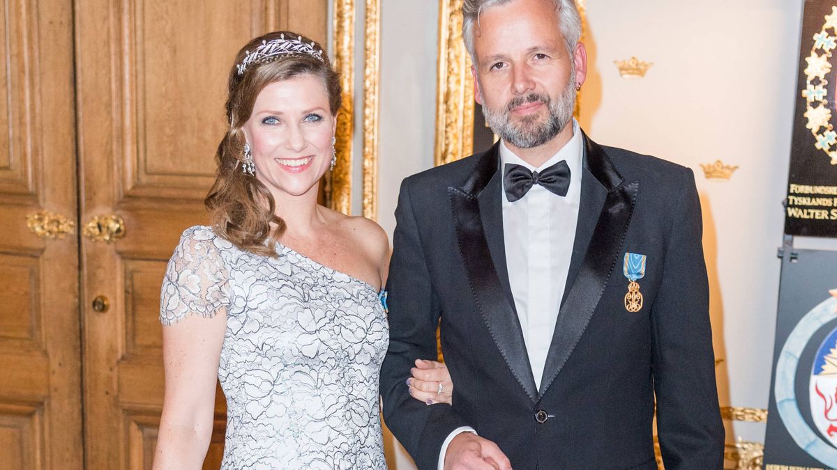 Ari Behn pide disculpas públicamente a la princesa Marta Luisa y a sus hijas