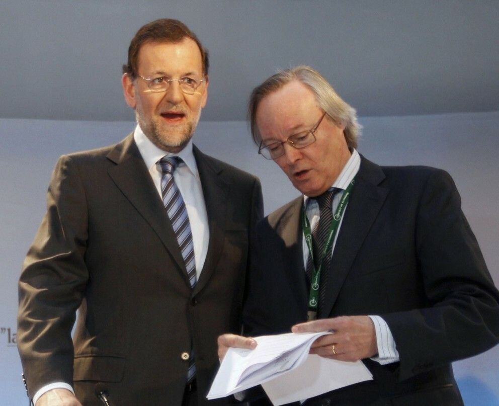 Mariano Rajoy y Josep Piqué (EFE)
