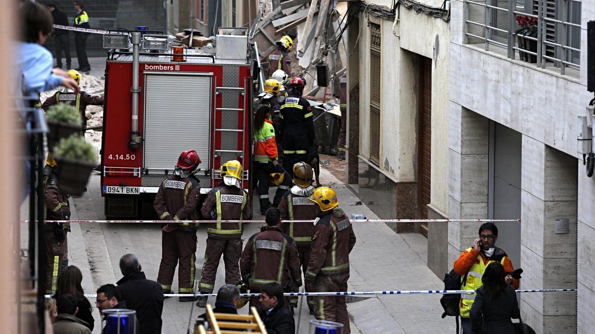 Desalojan un hotel en Girona tras derrumbarse parte del techo de la recepción