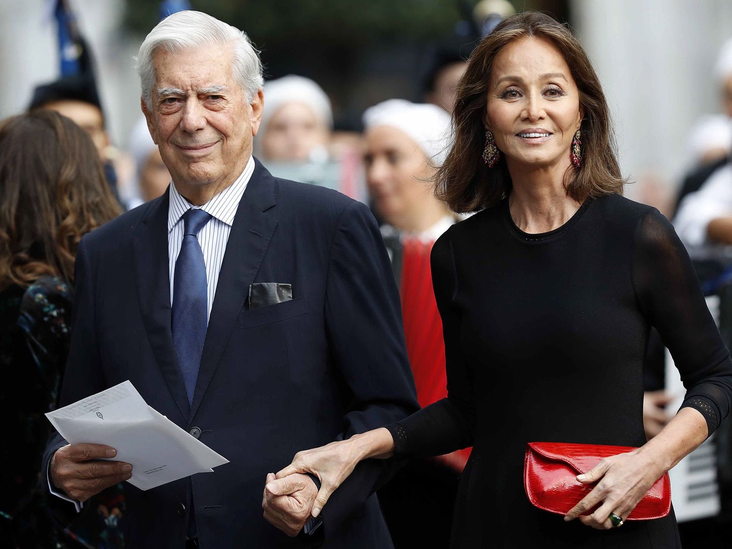 Preysler y Vargas Llosa en los Premios Princesa de Asturias. (EFE)